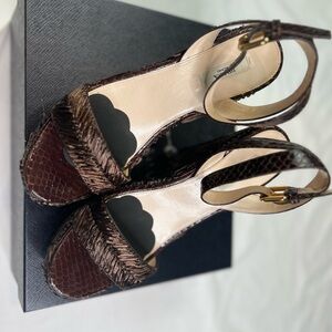 Prada Raffia Wicker Wedge Platform Sandals Dark Brown Open-Toe | IT 39 A121124